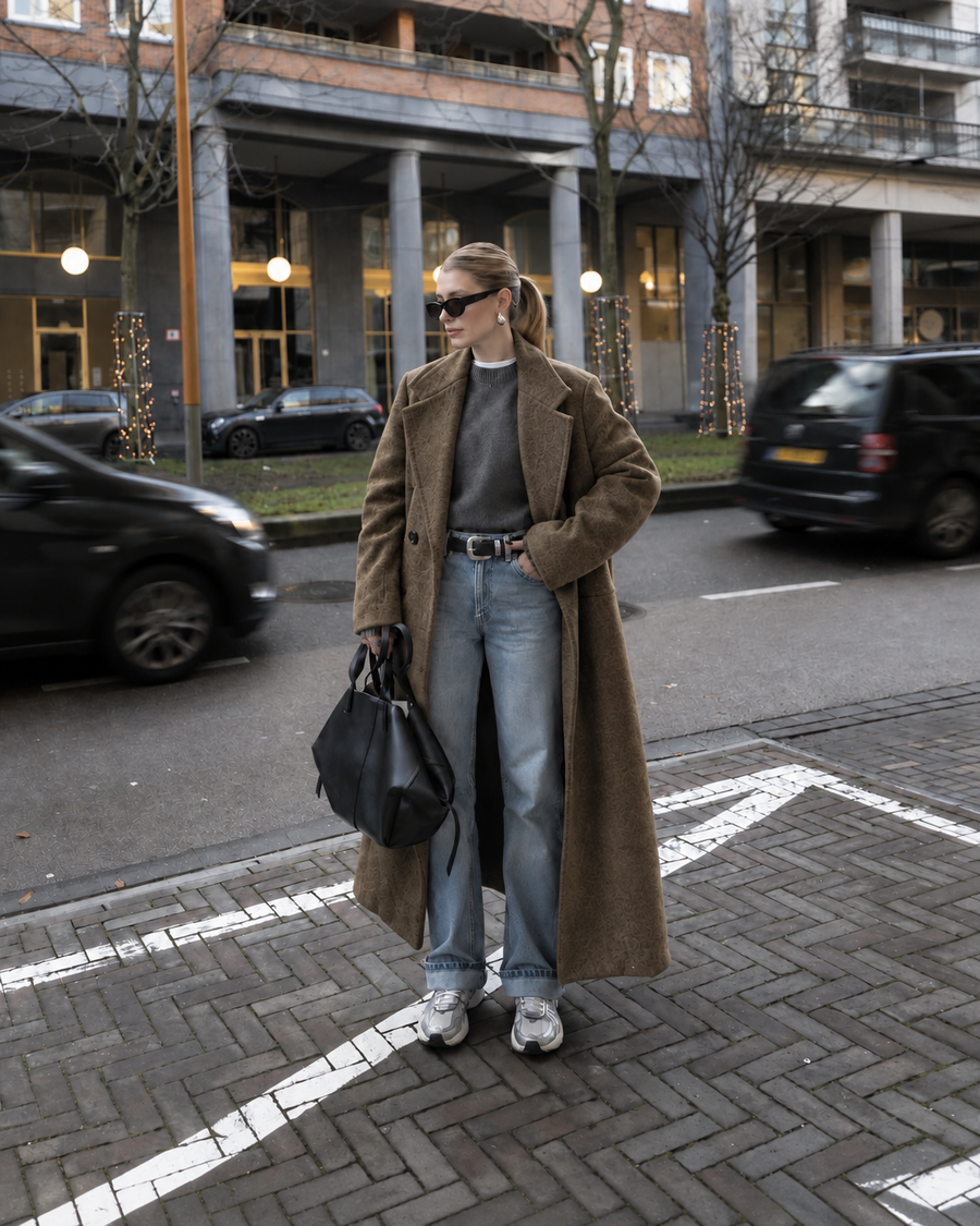 Mila Cozy Double Breasted Long Coat for Everyday Wear