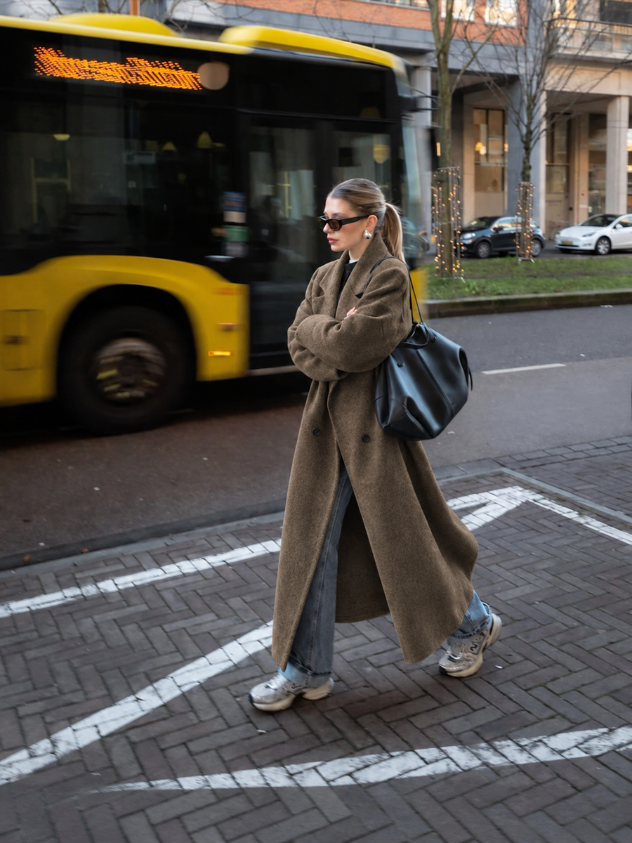 Mila Cozy Double Breasted Long Coat for Everyday Wear